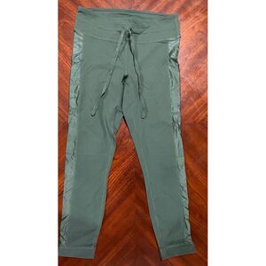 Fabletics powerhold women's green ankle-length leggings size small‎